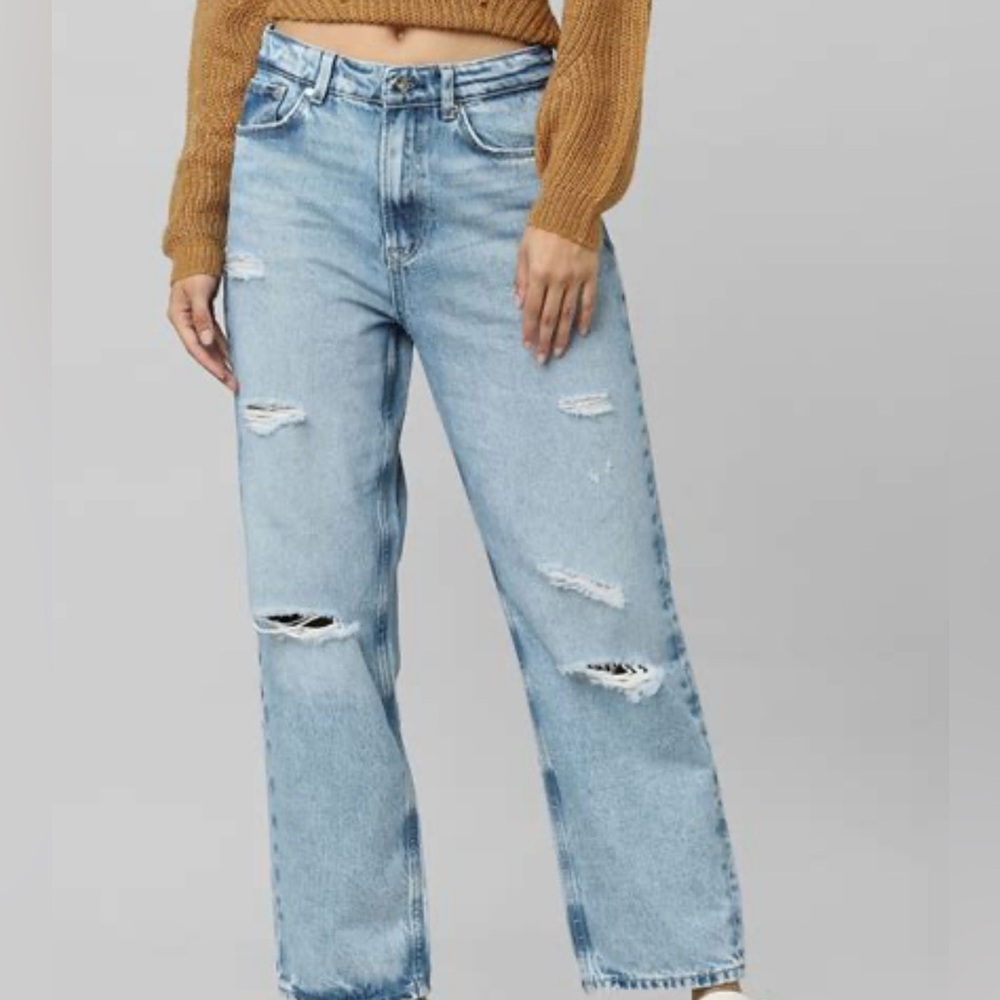 Hammer Jeans Stylish Light Blue Boyfriend Fit Distressed Jeans